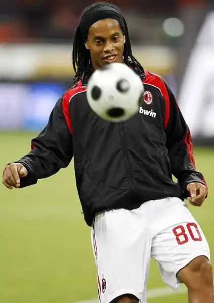 于严格甚至 于严格甚至