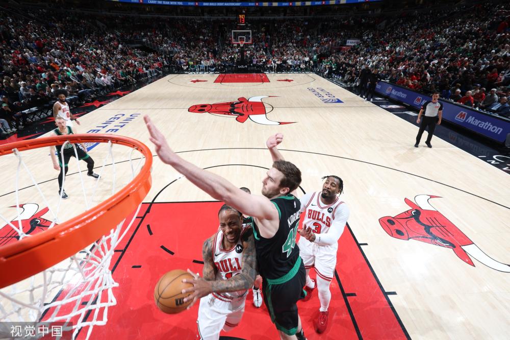 靠个别球员 靠个别球员