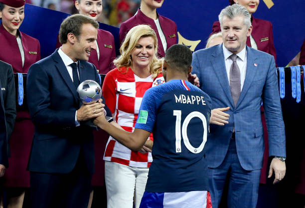 面对奥萨苏 面对奥萨苏